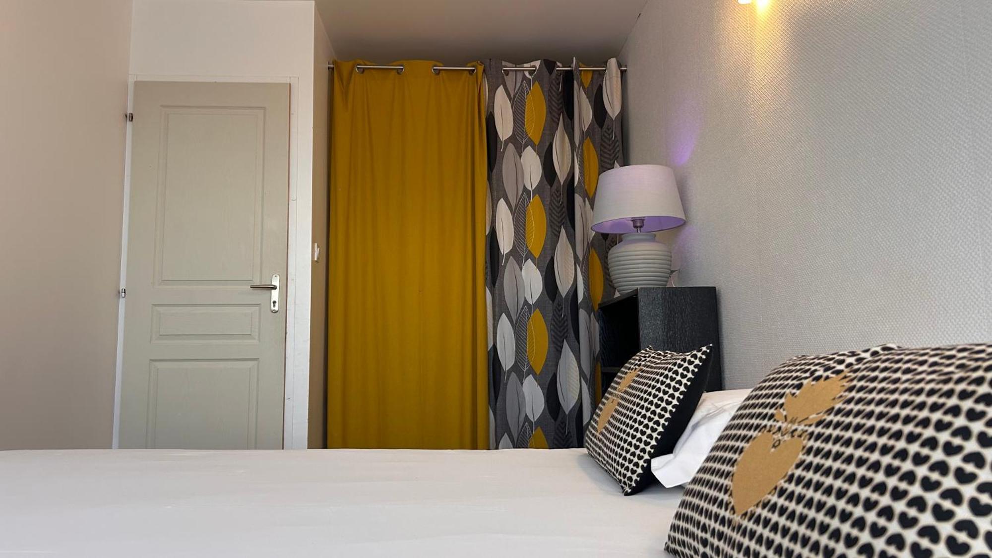 Fasthotel L'Eldorado Sébazac-Concourès Екстериор снимка